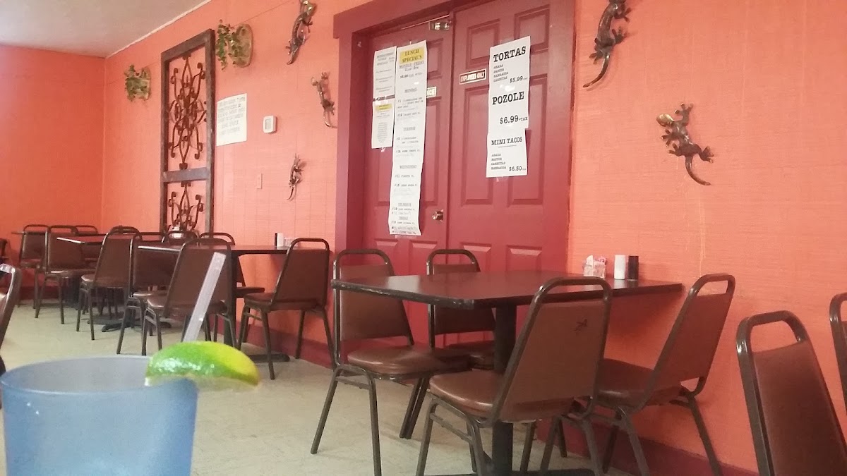 La Prima's Taco House-3